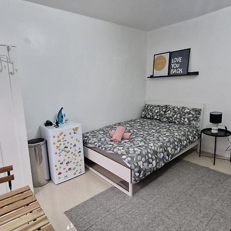 Small Cozy Studio Zone 1 Londra Esterno foto